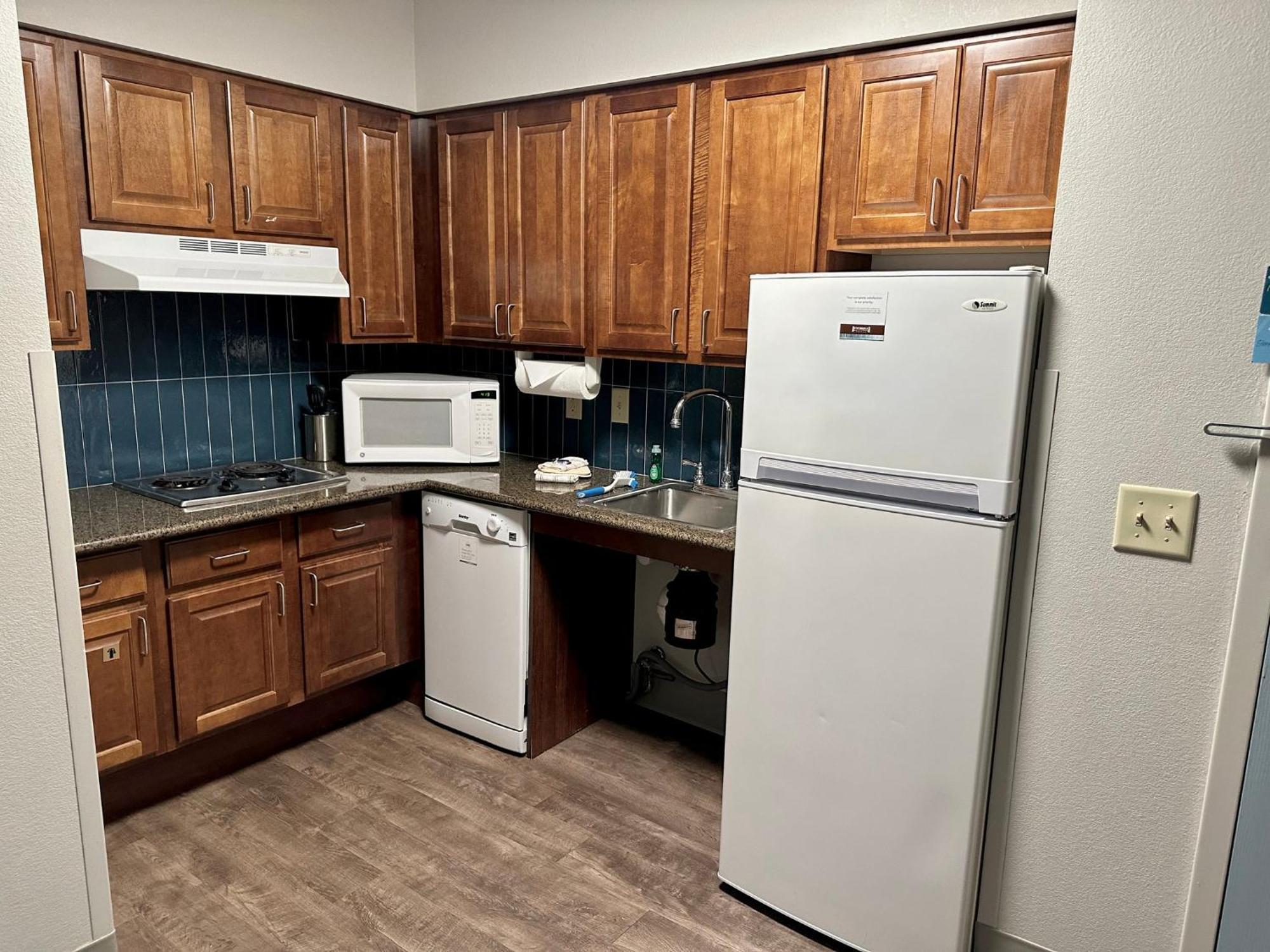 Staybridge Suites Milwaukee West-Oconomowoc By Ihg Dış mekan fotoğraf