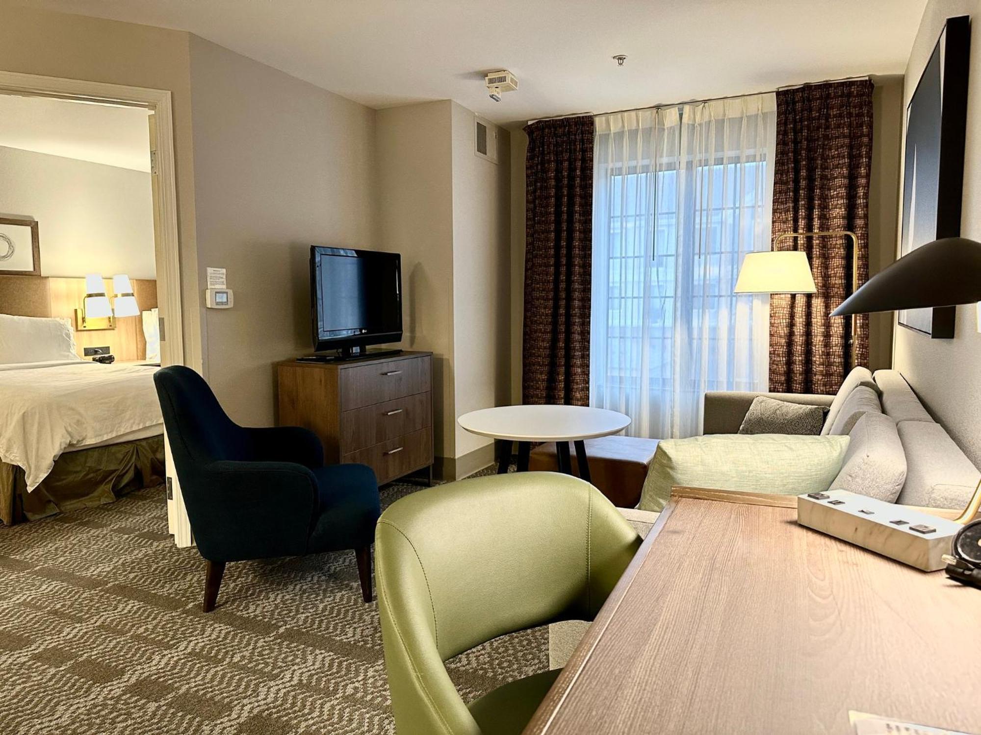 Staybridge Suites Milwaukee West-Oconomowoc By Ihg Dış mekan fotoğraf